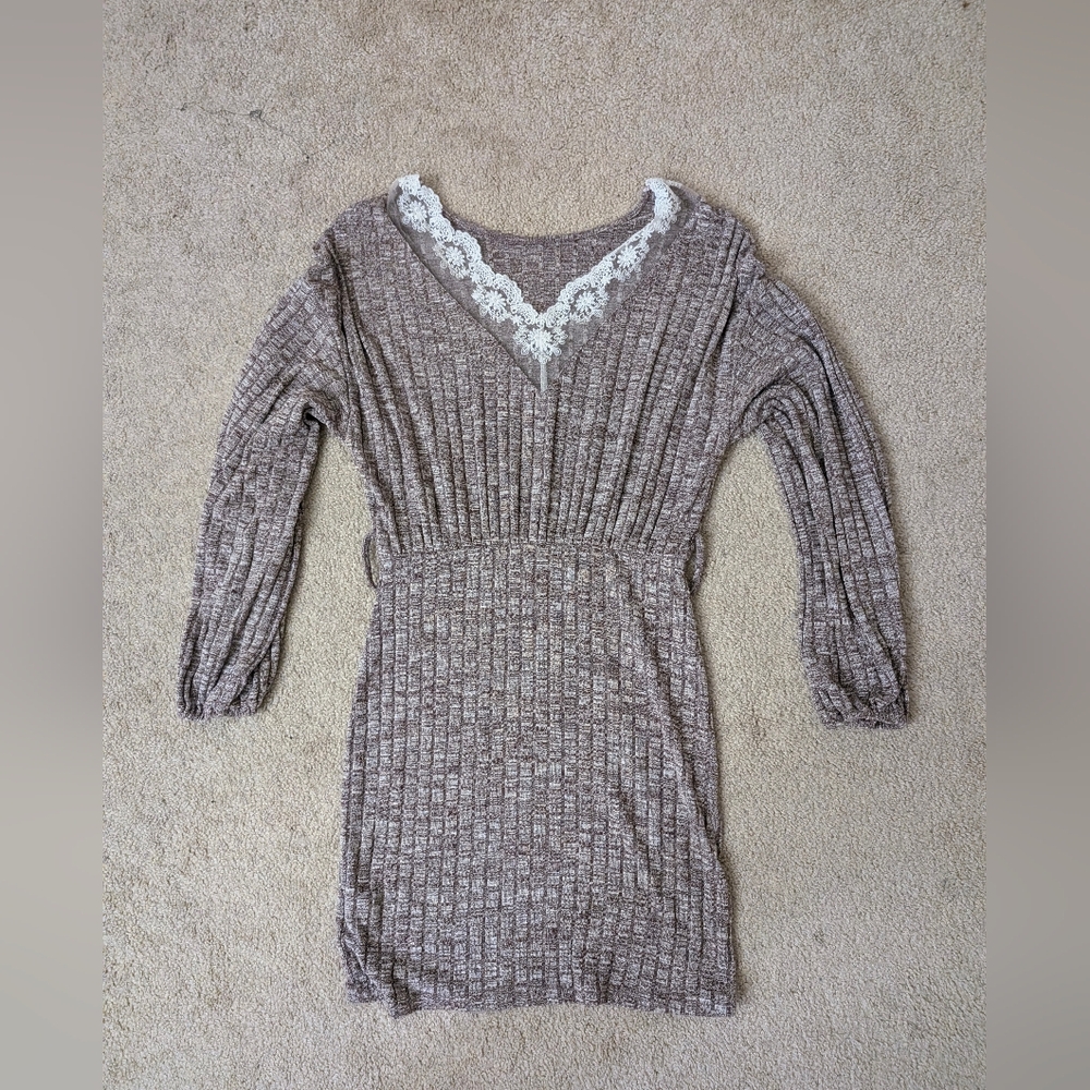 Long sleeve Pink Crewneck Lace Back Dress w/Belt